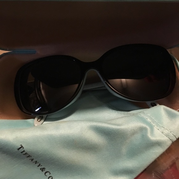 Tiffany& Co sunglasses - Picture 3 of 5